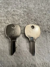 Lot of 2 National Cabinet Lock D8784 keyblank Disc Tumbler Lock Ilco S1069M K447