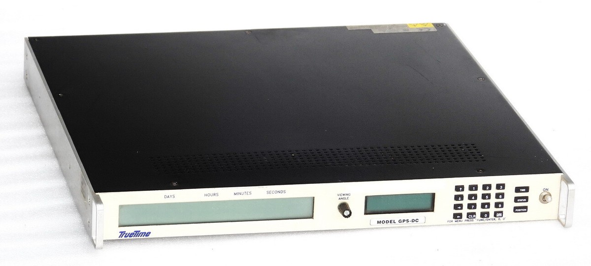TRUETIME SYMMETRICOM MODEL GPS-DC GPS LCD CLOCK 10MHz OSCILLATOR