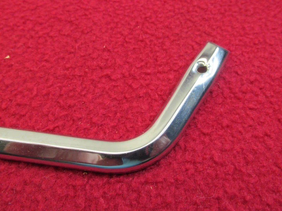 NOS 63 CADILLAC SERIE 62 K-N-D PARK AVENUE MOLDURA INTERIOR PUERTA CROMADA Foto 2 de 4