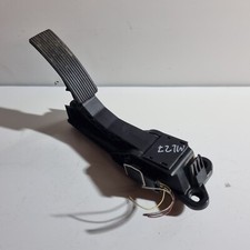 ML27* Mercedes Benz W164 Fahrpedalsensor Sensor Gas Pedalwertgeber A1643000004