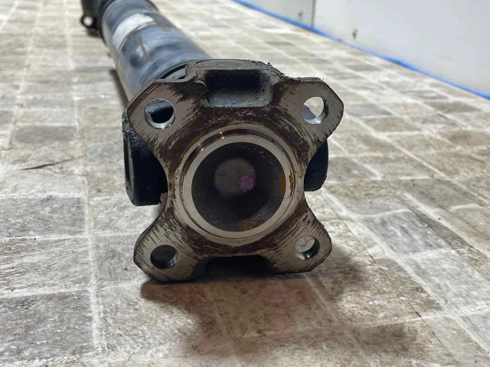 Eje de transmisión delantero compatible con Infiniti QX56 2011 2012 2013 5,6 L 4x4 Foto 3 de 4