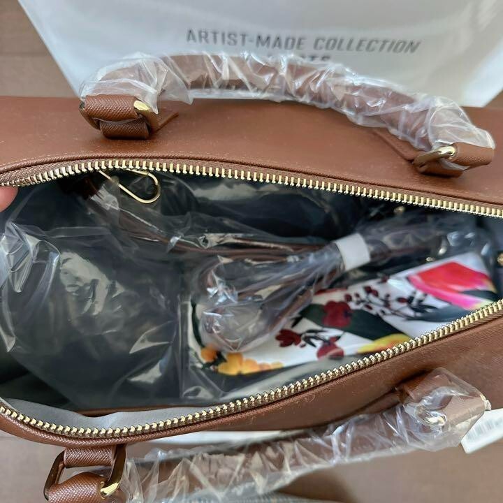 BTS Artist Made Collection V Taehyung Mute Boston Bag Accessories