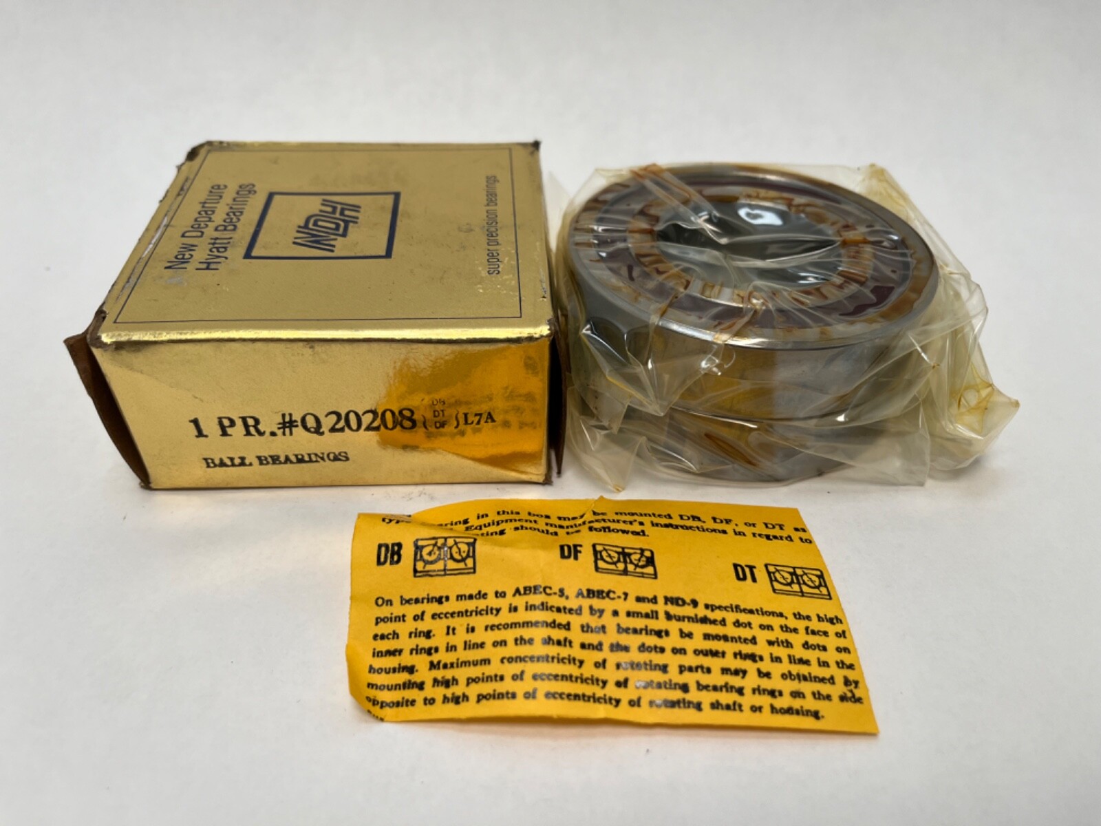 NDH Q20208DTL7A Flange Angular Bearing 40x80x18 mm Q-20208-DT-L7A 7208-C USA