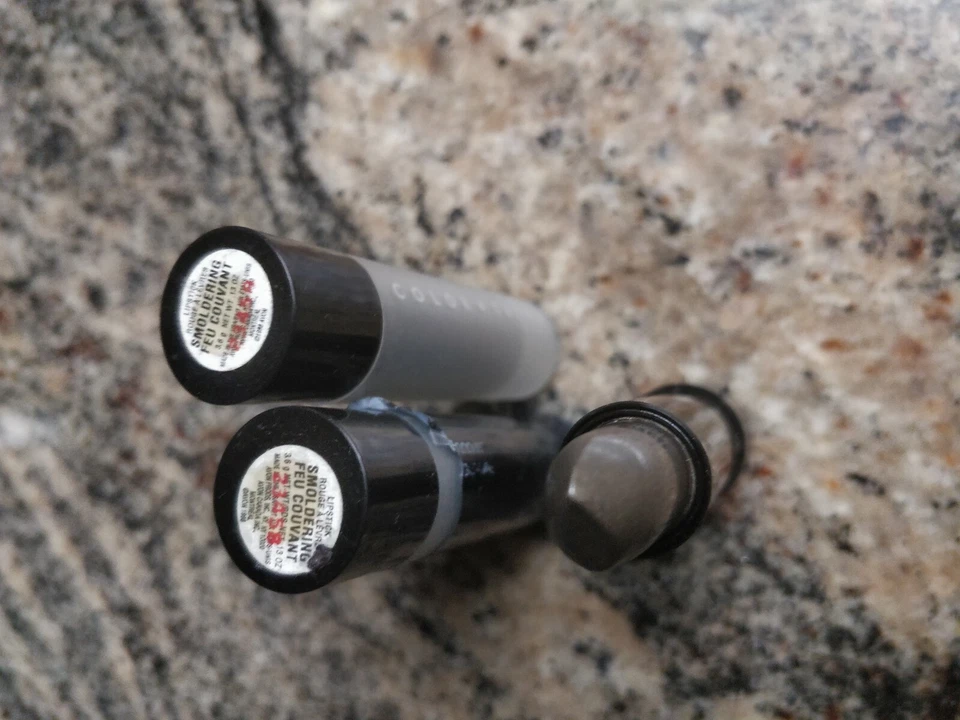  AVON COLOR TREND ASSORTED COLORS LIPSTICKS NOS SEE DISCRIPTION - Image 3 of 4