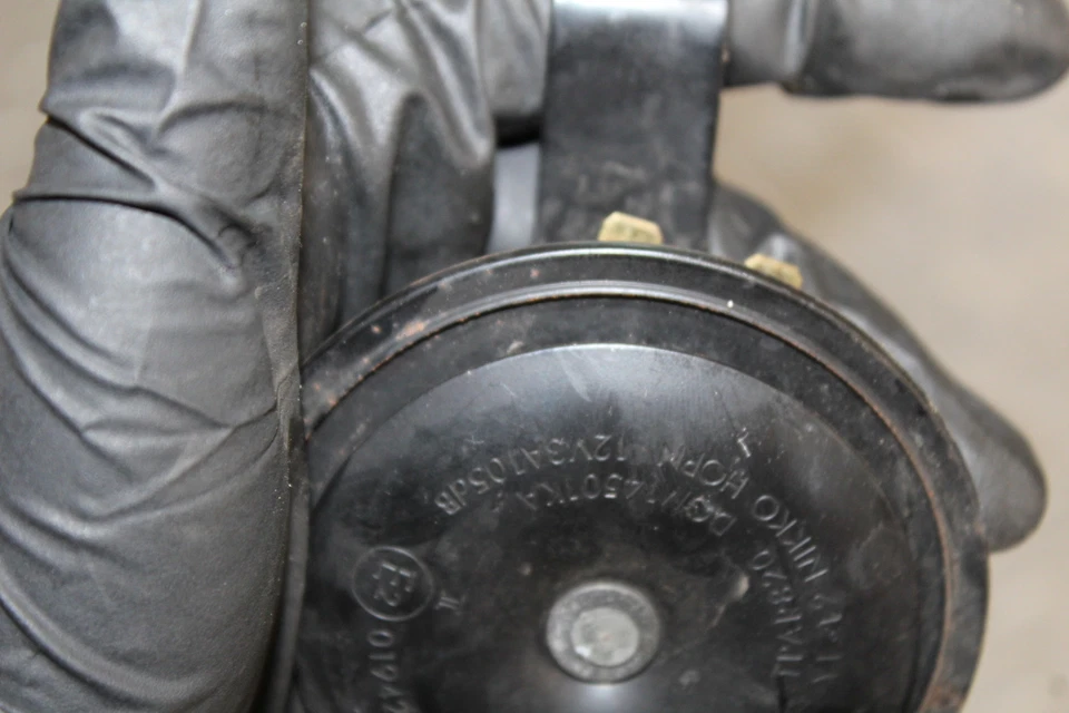 2010 KAWASAKI NINJA 250R EX250J HORN SIGNAL - Image 3 of 4