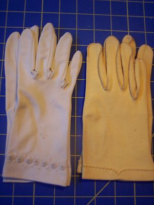 2 Pairs Ladies Vintage  Gloves
