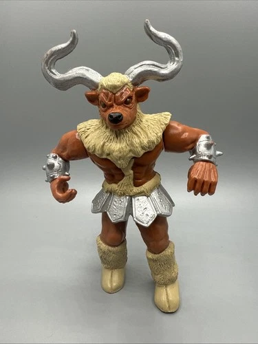 Vintage 1994 Mighty Morphin Power Rangers Minotaur Villain Action Figure