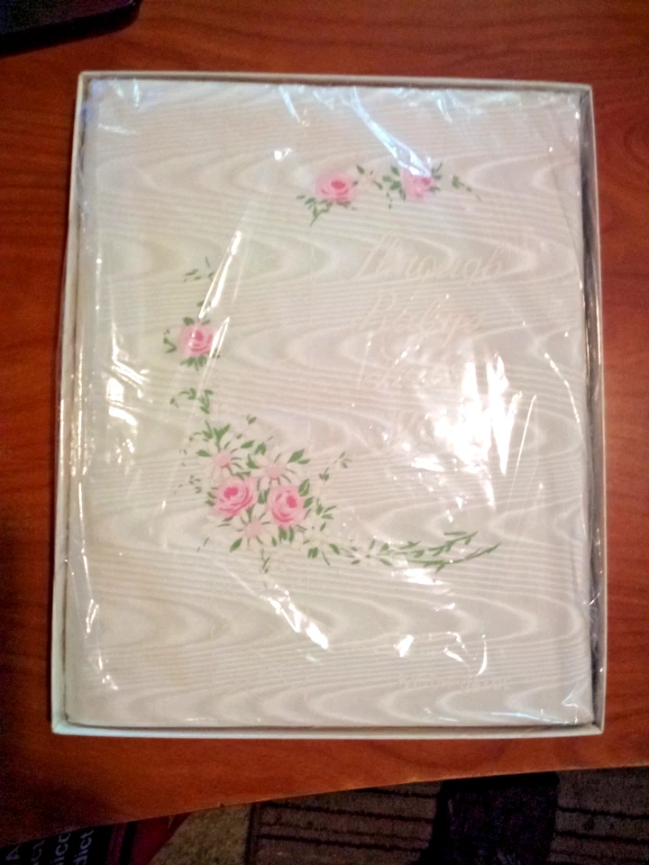 De colección: Álbum bebé "A Baby's First" de 1940 del Dr. Dafoe. Satén blanco. ¡Nuevo!! Foto 4 de 4