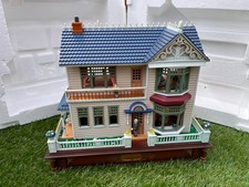 Vintage 1991 Enesco Victorian Vignette Animated Musical Doll House Boxed