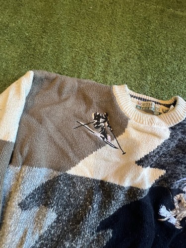 North Winds by Botton Traders Size Medium Cotton Sweater Winter Skiing - Picture 7 of 14