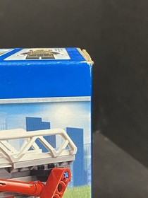 LEGO City 60107 Fire Ladder Truck Retired (214 pcs) - 2016 FACTORY SEALED