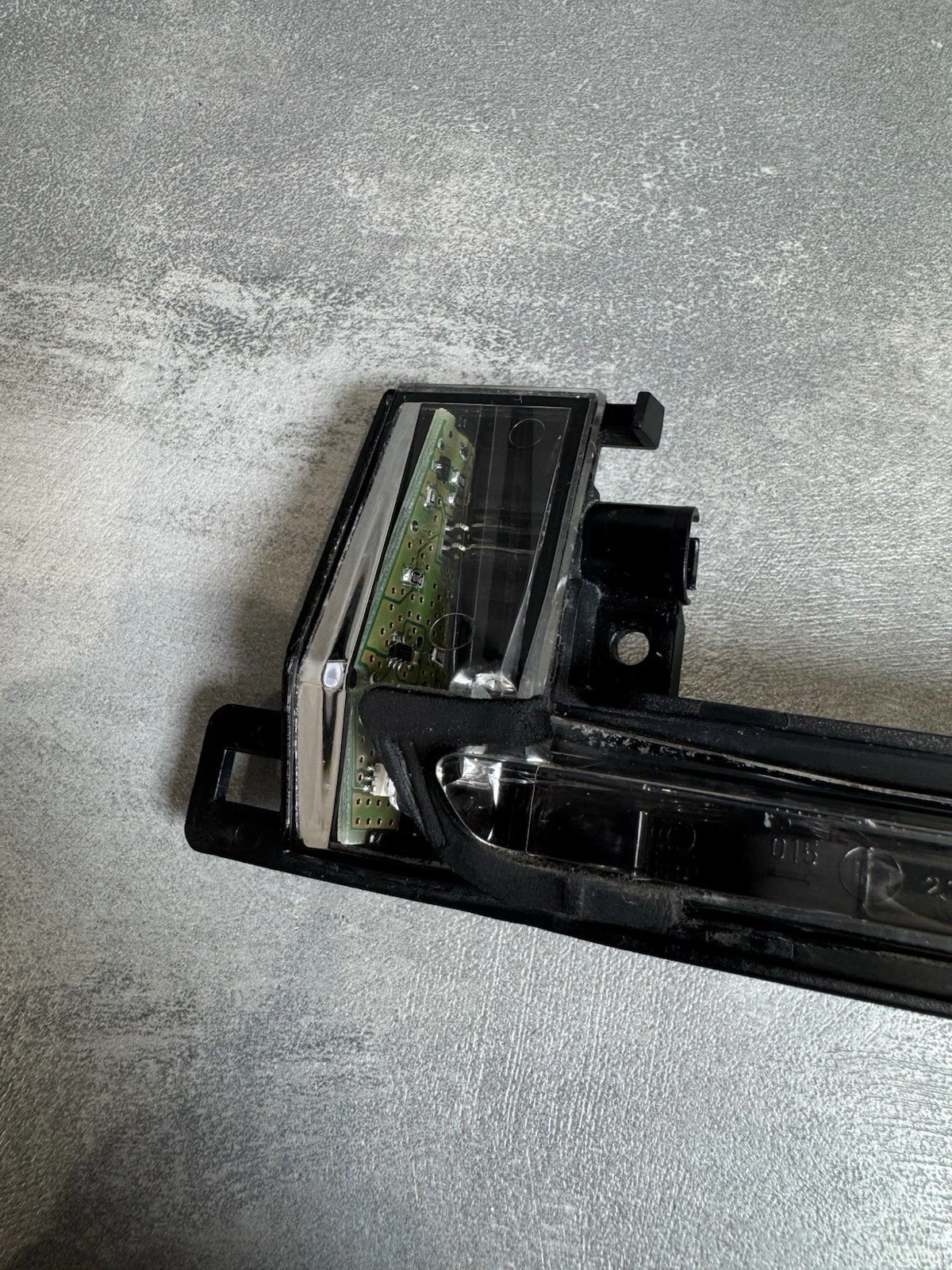 Audi A3 A4 A5 Wing Mirror Indicator Lights Left & Right 8K0.949.101 8K0.949.102 2