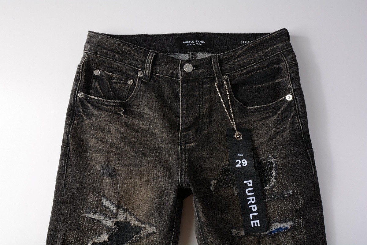NEW purple brand jeans black men's ripped jeans jeans in sizes 28