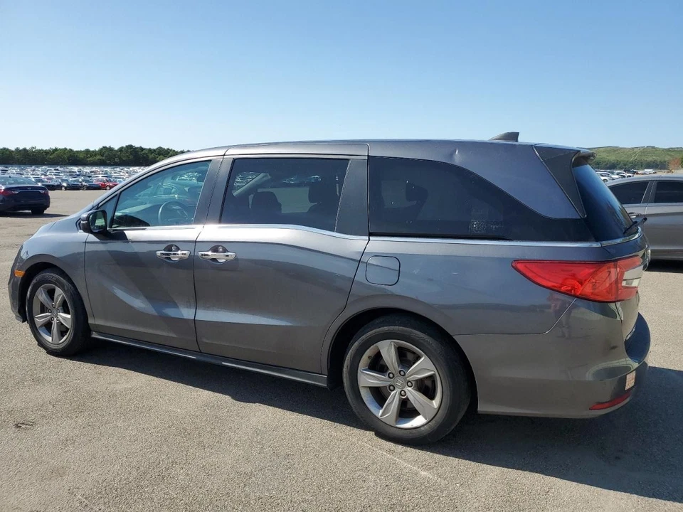 Used Hood fits: 2018 Honda Odyssey  Grade A - Image 2 of 4