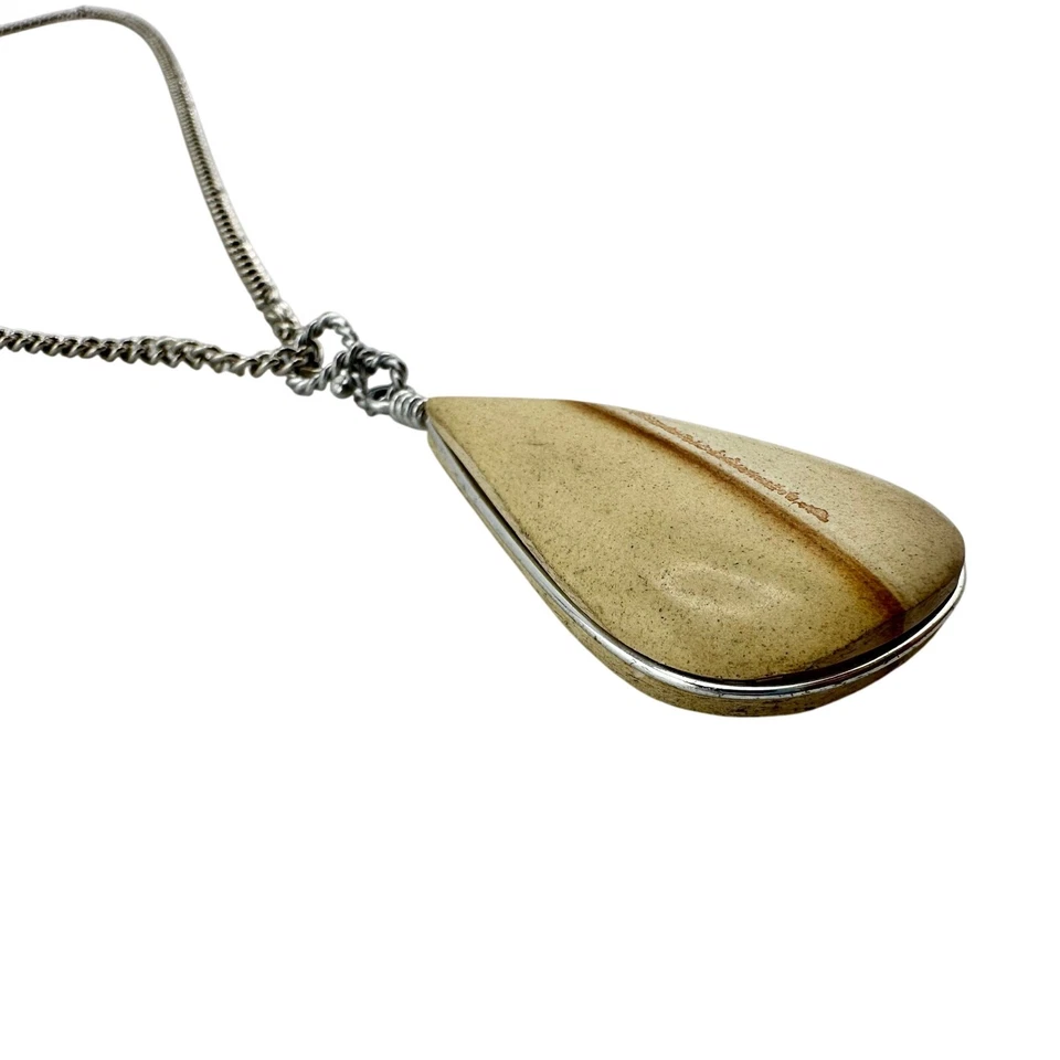 Colar Jaspe Teardrop Wire Envolvido Pedra Natural Neutra Tom Prata 18" - Imagem 2 de 4