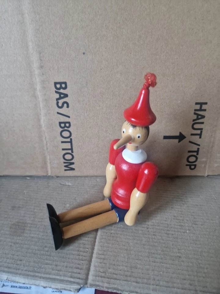 pinocchio Articulé en bois Ancien  20 Cm  - Photo 2/2