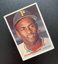 1957 TOPPS Bob Clemente Pittsburgh Pirates #76 Baseball Card Roberto