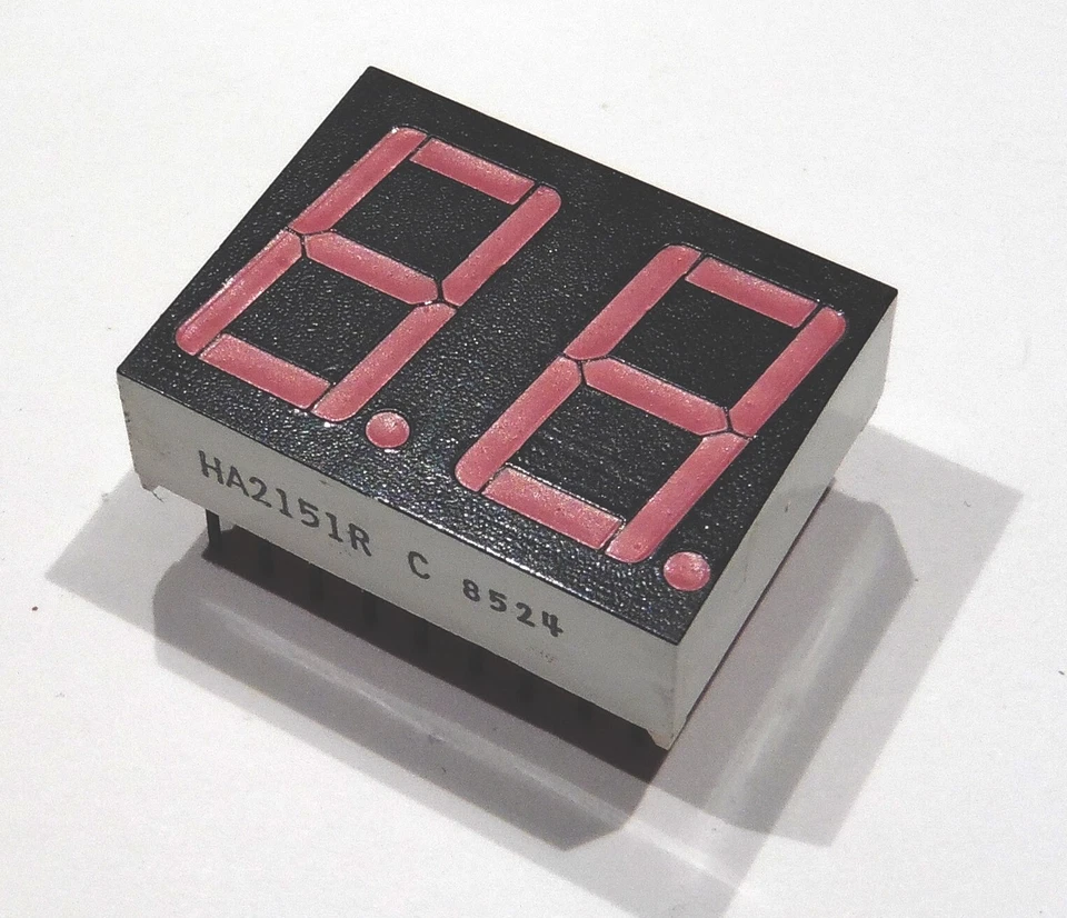 HA2151R - Double Afficheur 7 segments 15mm Rouge anode commune - Photo 2/3