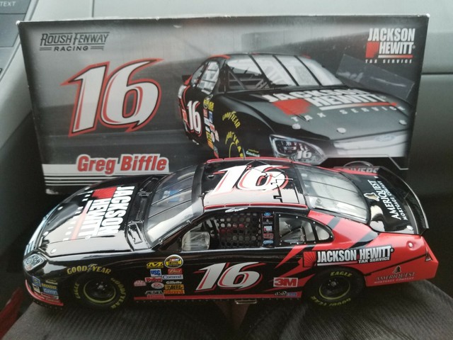greg biffle diecast cars