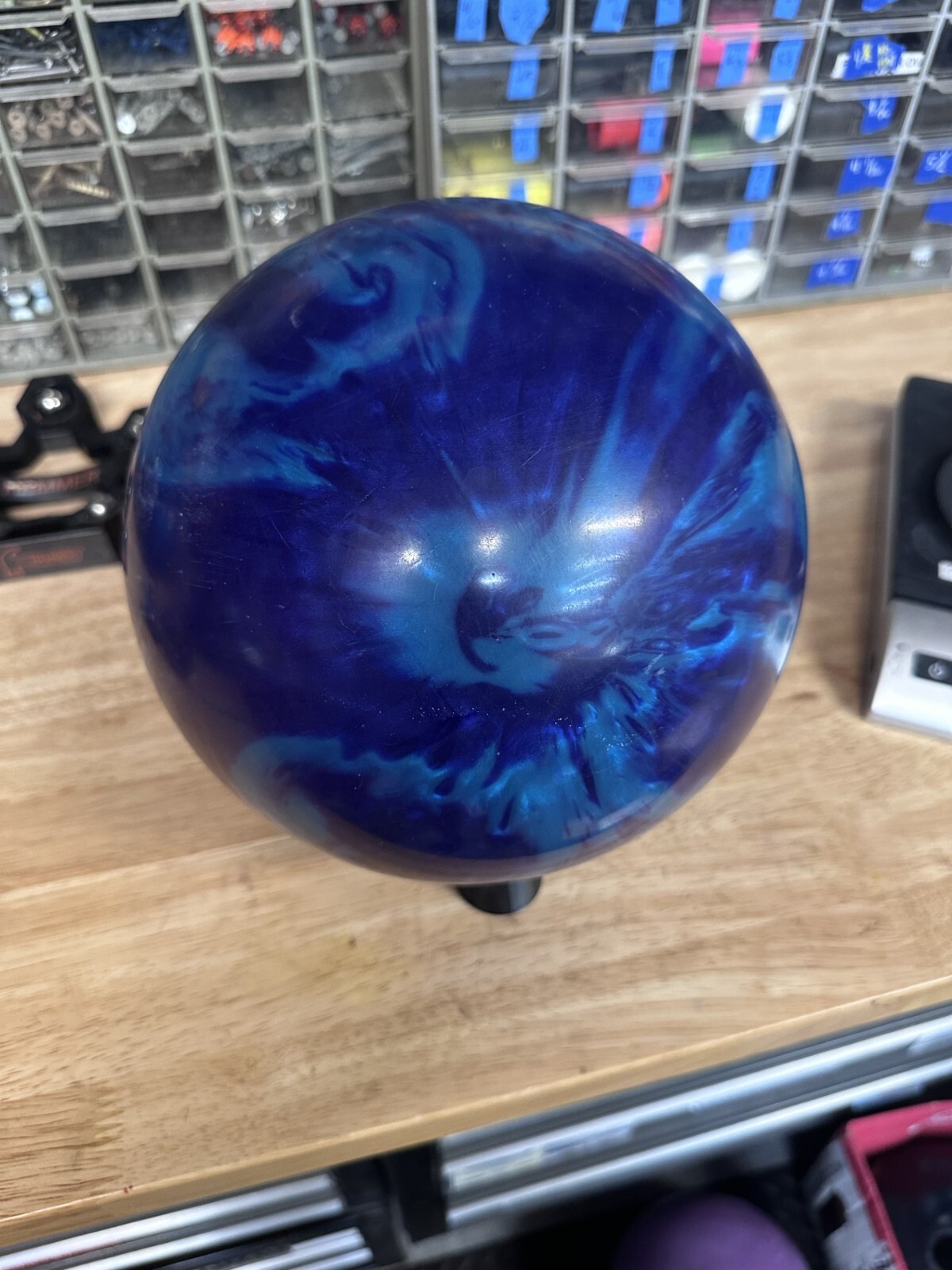 USED - Bowling Ball - 15lb Columbia "KABOOM" - DRILLED WEIGHT 14lb 10oz thumbnail 2