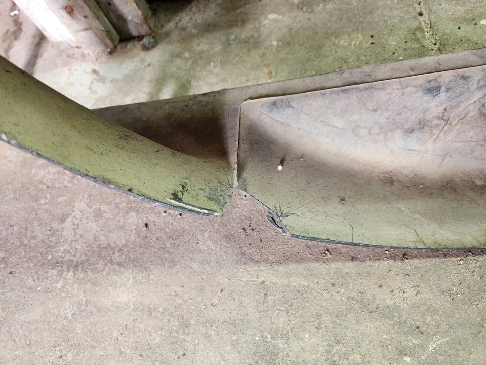 Buick Skylark GS 1971 1972 Sport Wagon LeSabre 350 cubierta de ventilador de plástico 1234555 Foto 2 de 4