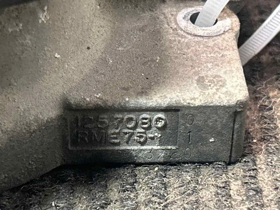 Fits 2003-07 Chevy Silverado 2500 Throttle Body OEM#:12570800 - Изображение 2 из 4