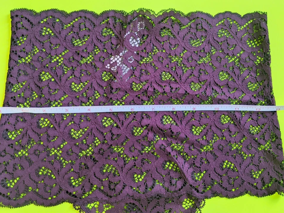 Tanga Victoria's Secret de encaje talla S cintura alta - Edición limitada Foto 4 de 4