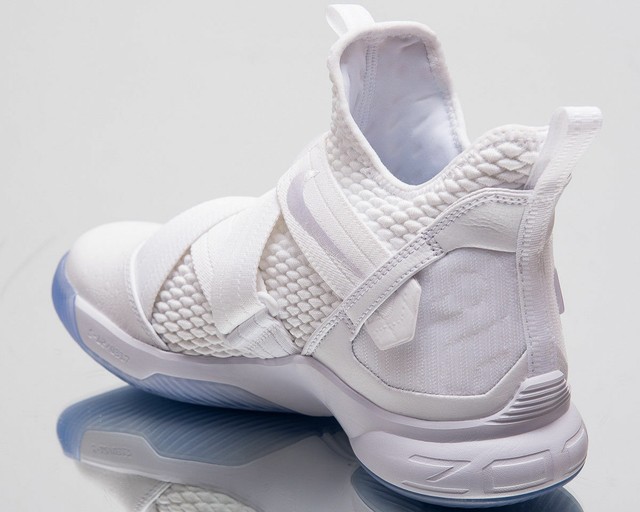 lebron soldier 12 size 9