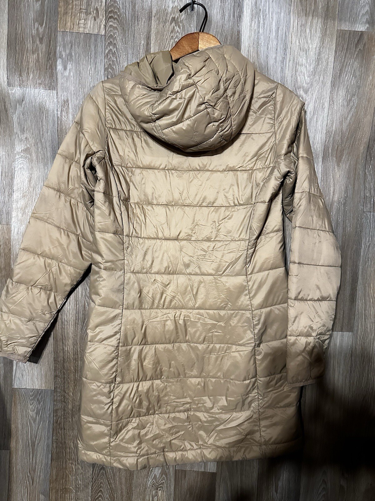 amazon essentials Lightweight Jacket Size S - image 2