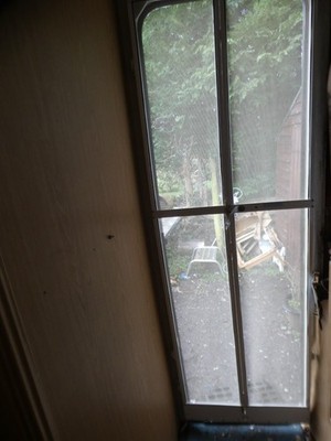 Bi-folding Insect screen  for caravan door 65 x 21.5 inch