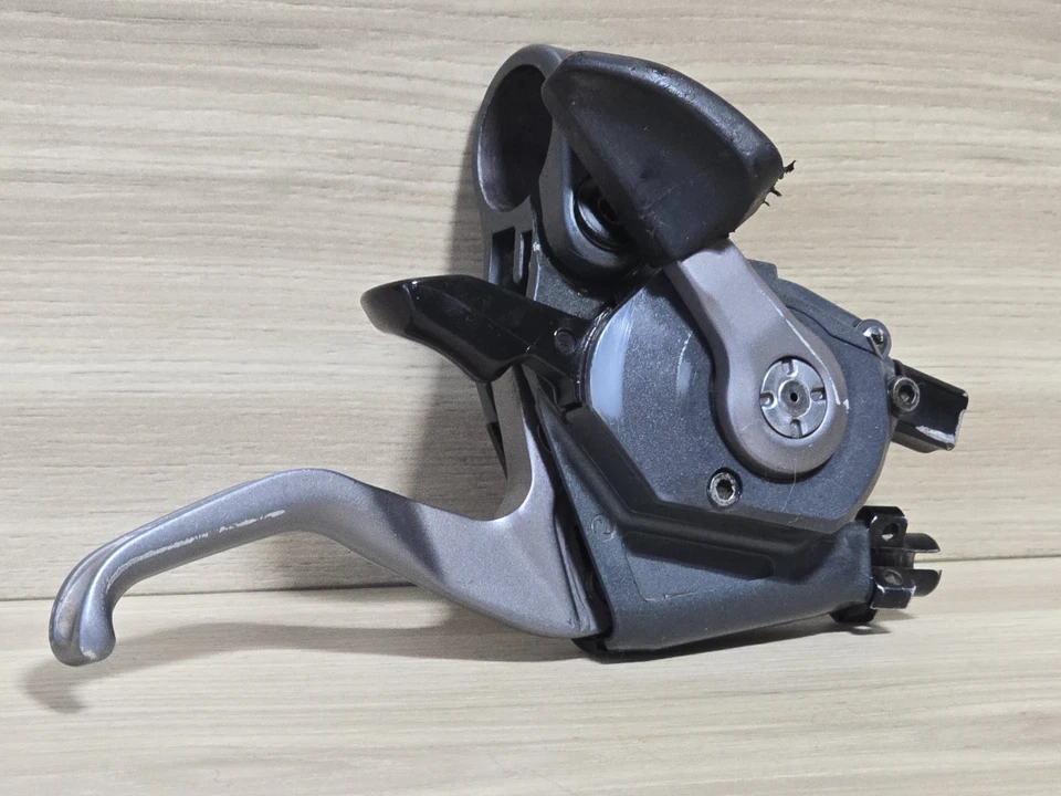 XTR ST-M950 Left 3 Speed Shifter/Brake Combo - Image 4 of 4