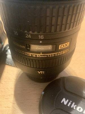 Objektiv Zoom Nikon DX AF-S Nikkor 16-85 mm 3.5-5.6 G ED SWM VR IF Aspherical 