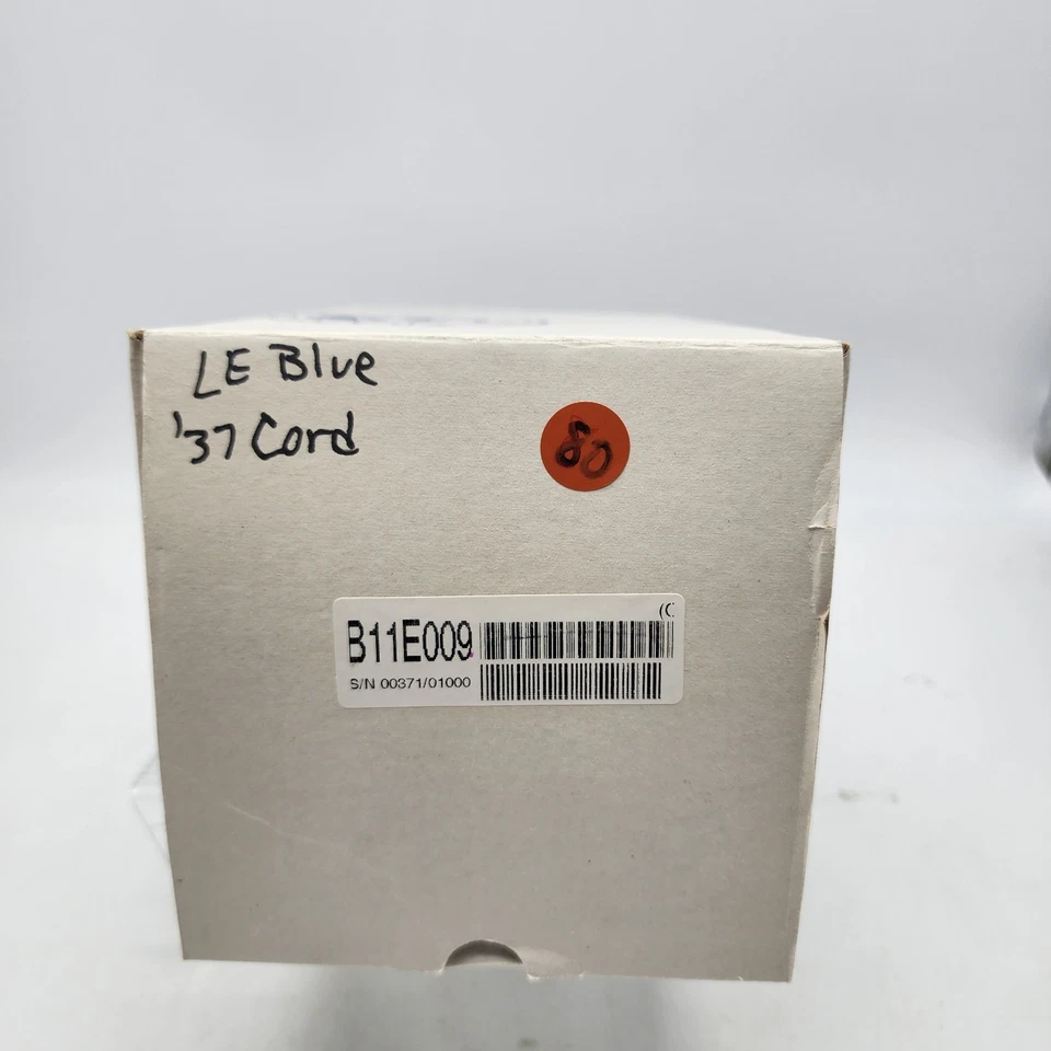 Franklin Mint 1937 Cord Blue Limited Edition /1000 1/24 Collectors Condition - Image 3 of 4