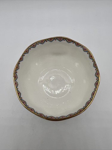 Vintage Antique Royal Albert Petitpoint Stitch Pattern Bone China Sugar Bowl - Picture 6 of 8