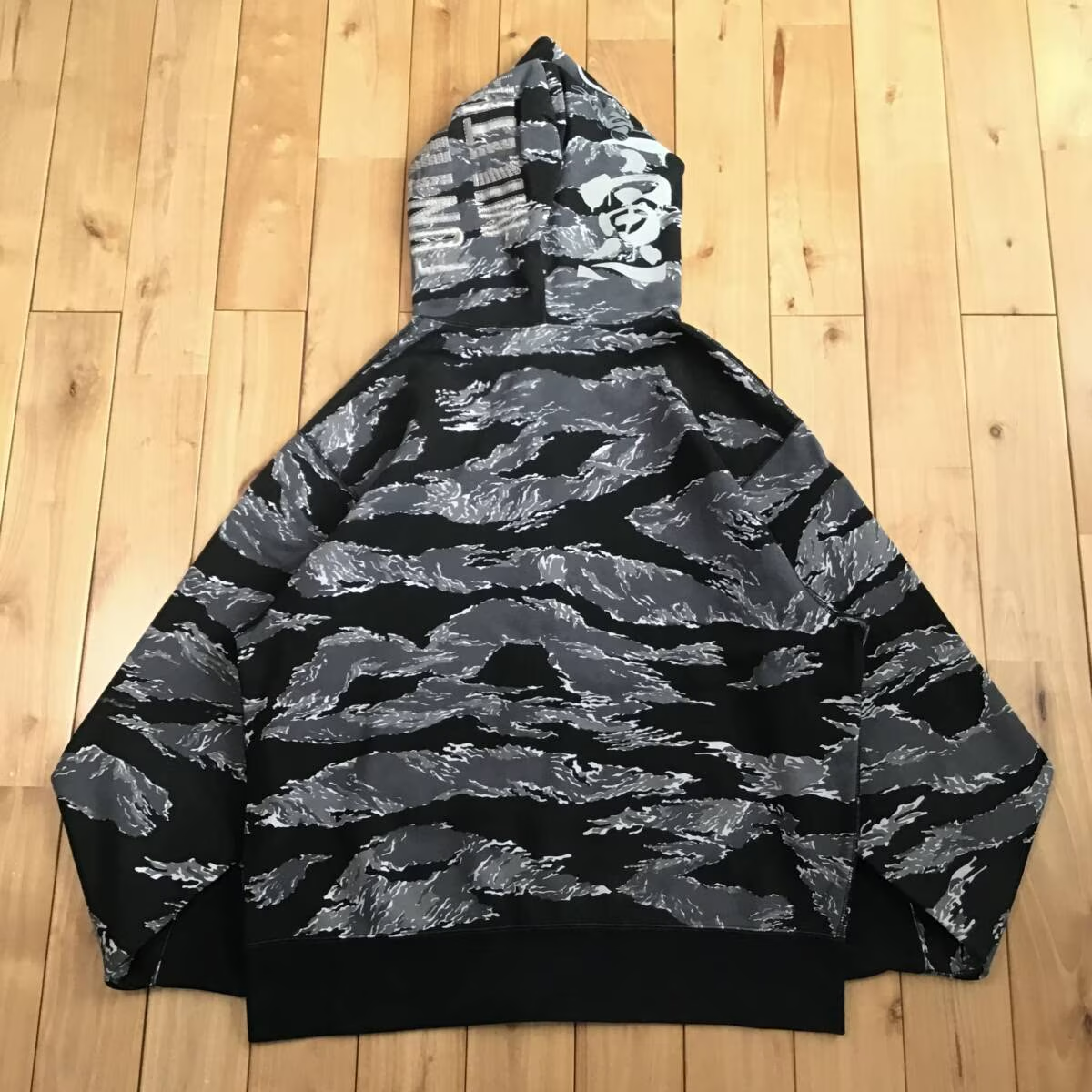 BAPE Tiger full zip hoodie Tiger camo A Bathing Ape Size M