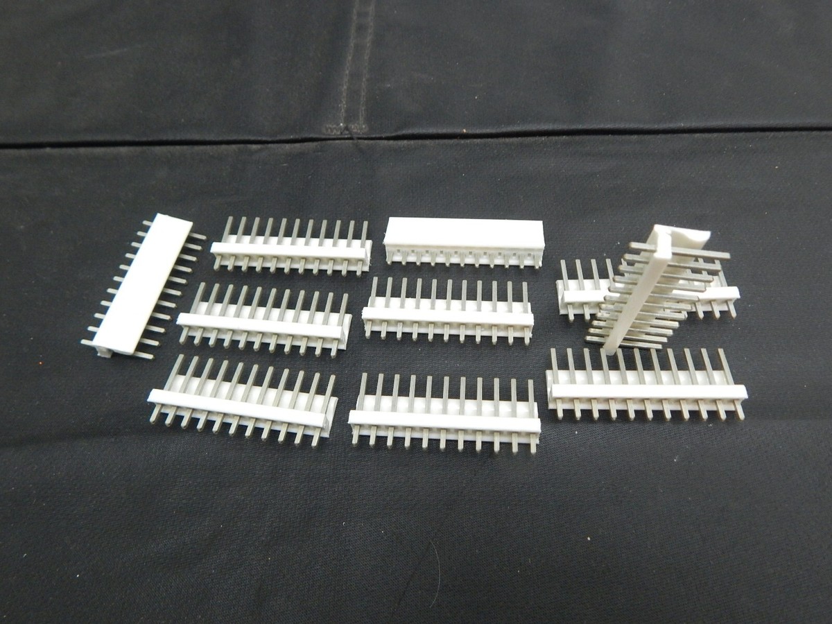 AMP / TYCO 1-640445-1 HEADER CONNECTOR Wire to Board 11 POS 3.96mm