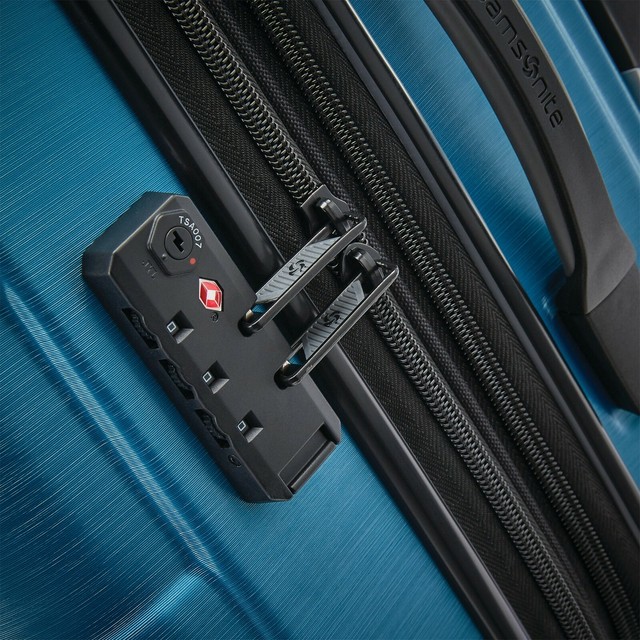 samsonite centric 2 review