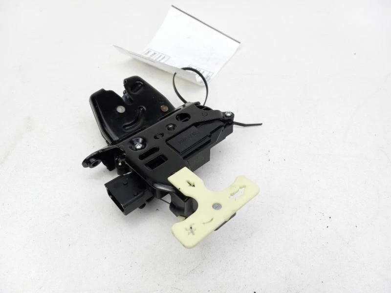 Chevrolet Malibu 2009 pestillo de puerta trasera Foto 3 de 4