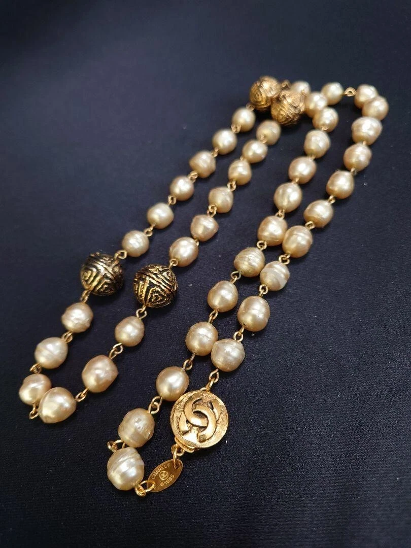 Authentic Chanel Vintage Pearl CC Gold Logo 31" Necklace