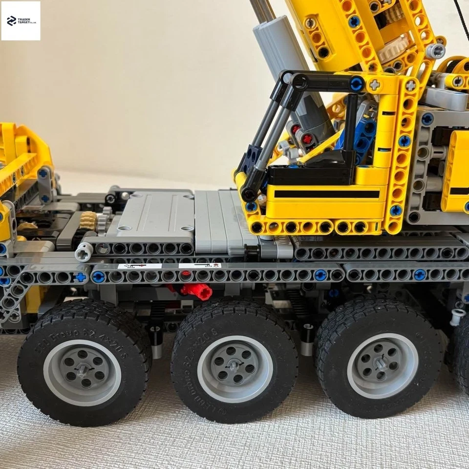 LEGO Technic Mobile Crane Mk II 42009 In 2013 Used Retired - Image 4 of 4
