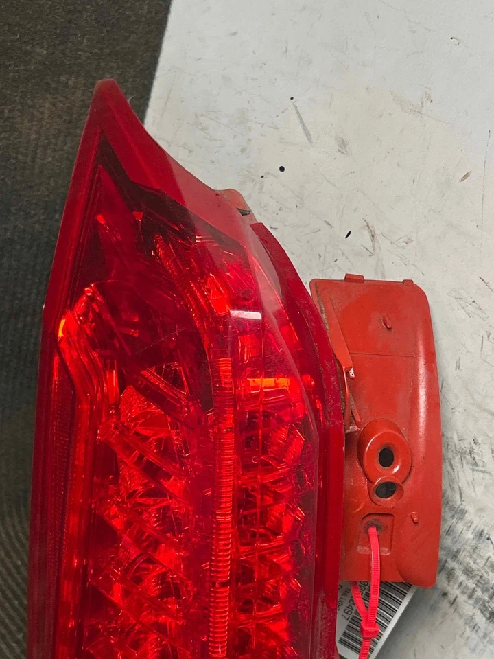 Fits 2010-2016 Cadillac SRX Left Tail Light OEM:22774014 Foto 4 de 4