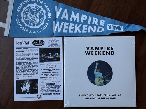 Vampire Weekend - Frog On The Bass Drum Vol 03 - 2LP Vinyl Pennant & Newsletter prezzo ebay