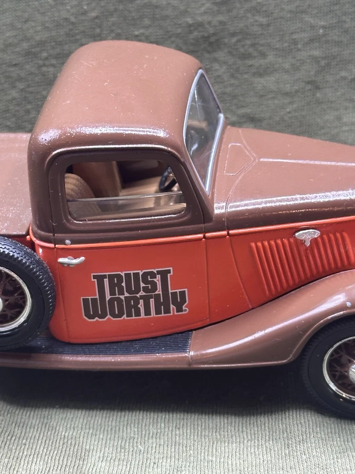 Liberty Classics 1935 Ford TRUST WORTHY Pickup Truck Die Cast Bank Lim.Ed. 1998 - Image 3 of 4