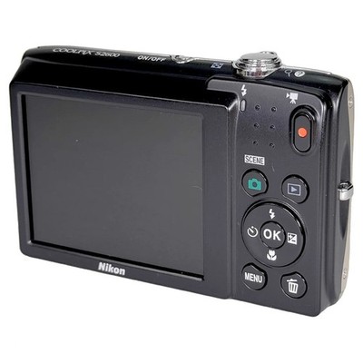 Nikon COOLPIX S2600 Digital Camera 14.0MP 5x Optical Zoom Silver