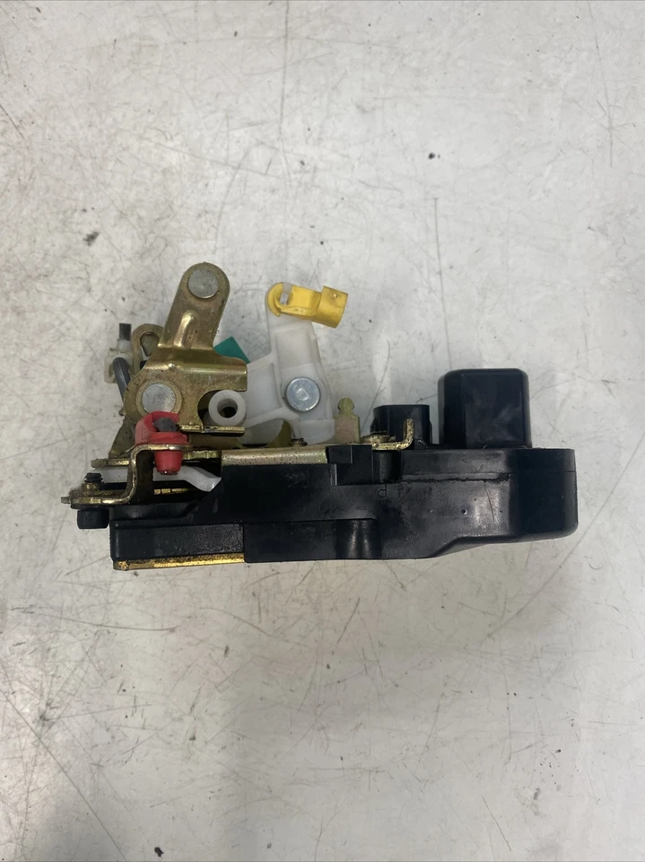 2006 JEEP GRAND CHEROKEE PASSAGEIRO TRASEIRO ESQUERDO TRAVA DE PORTA TRAVA DE PORTA - Imagem 4 de 4