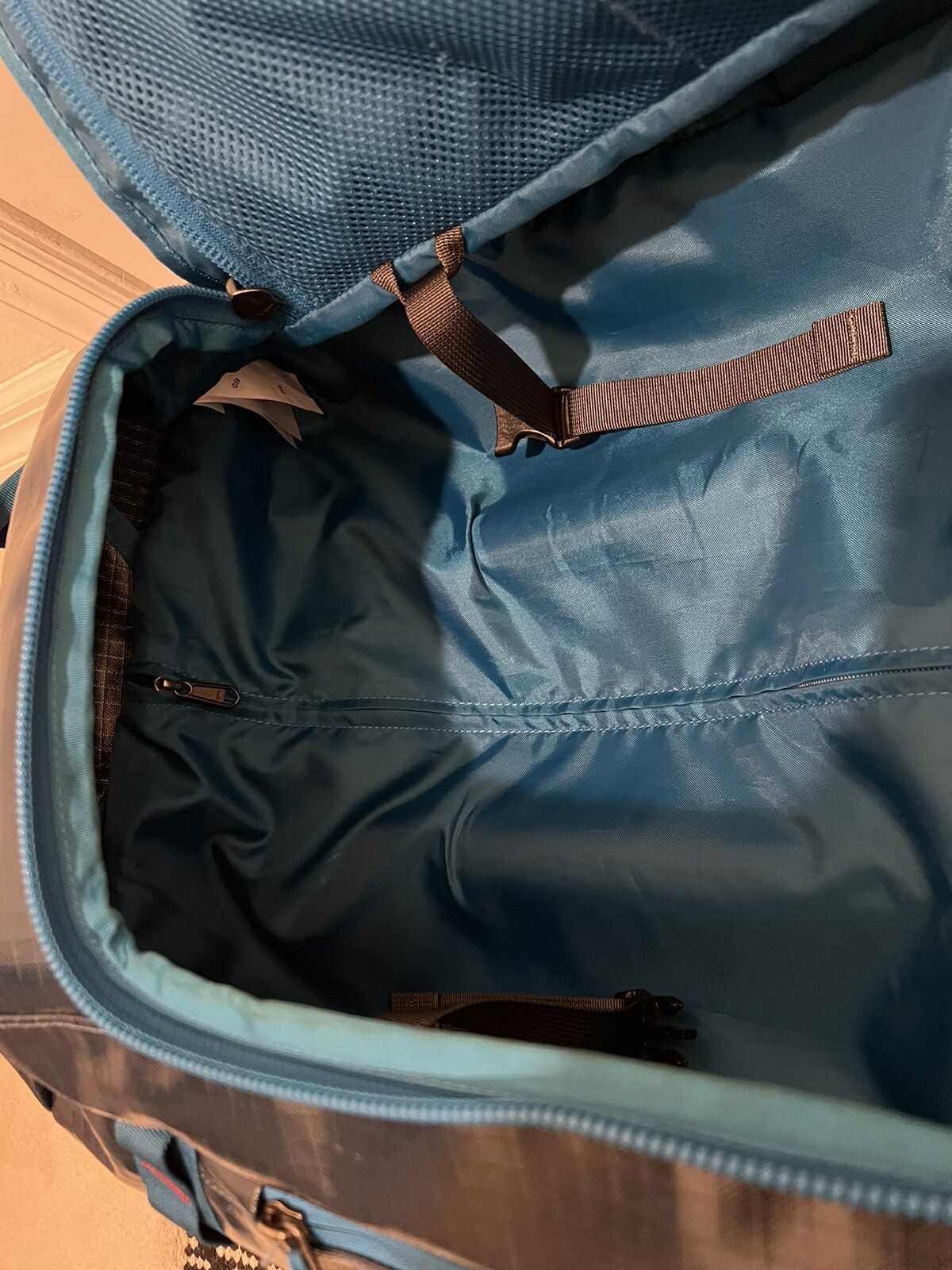 Patagonia Wheeled Duffel Bag Carryon Luggage Travel eBay