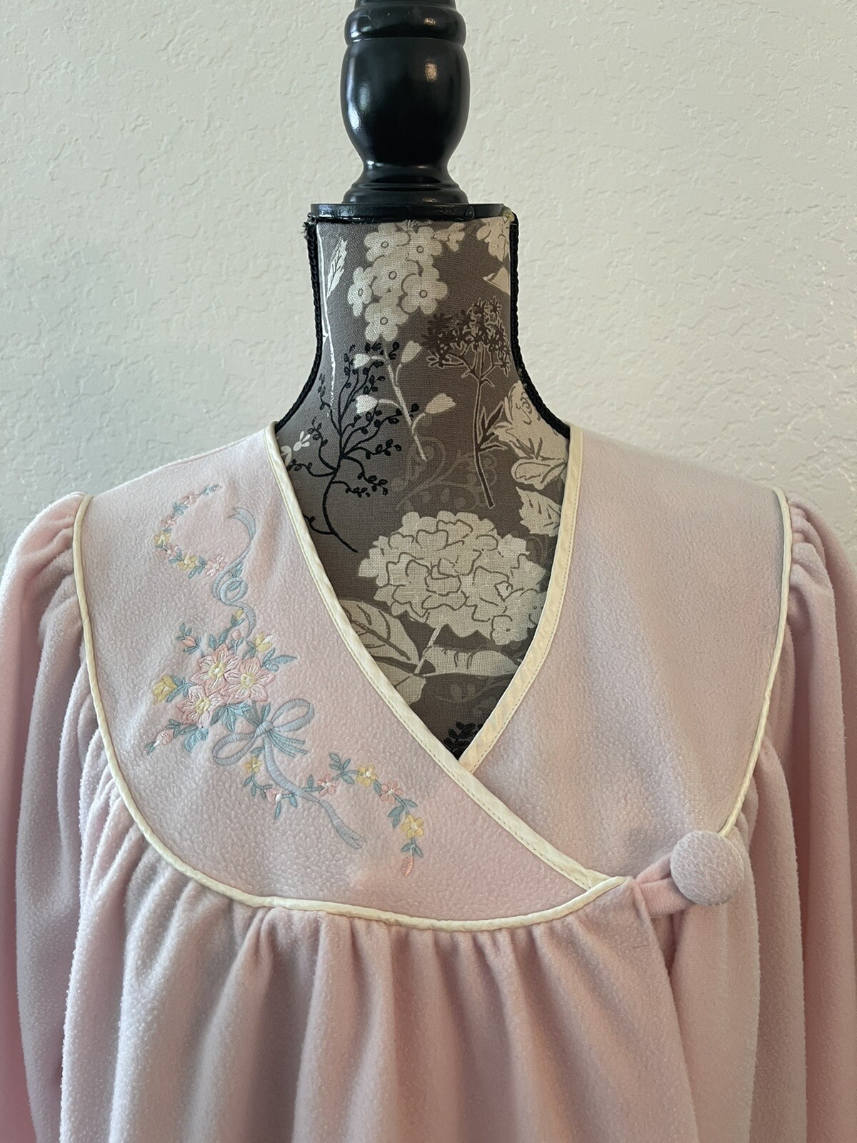 Vintage Pink Long Gown/ Robe/Housedress by Vander… - image 2