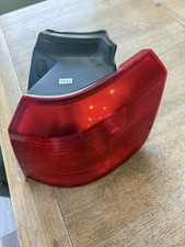 2013 Gmc Terrain Right Gate Mounted Brake Stop Tail Light Lamp Assembly 2013 Gmc Terrain Right Gate Mounted Brake Stop Tail Light Lamp Assembly