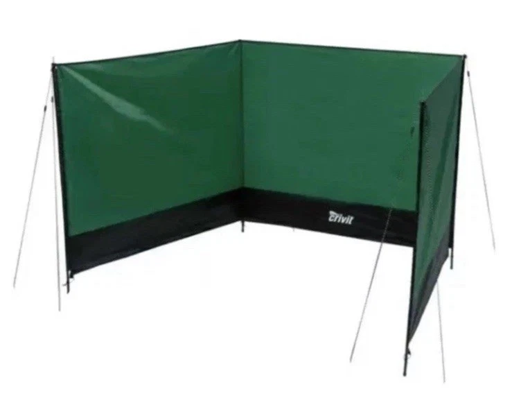 Crivit Wind Break Gives you privacy and shelter from wind – great for your camp