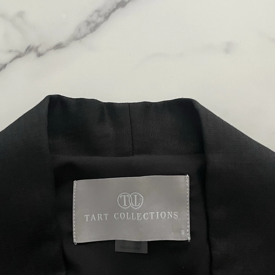 Blazer TART Kia Lino Tencel Manga Acanalada Negro Pequeño Minimalista Informal Elegante Foto 3 de 4